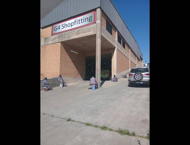 INDUSTRIAL PROPERTY TO RENT IN BENROSE